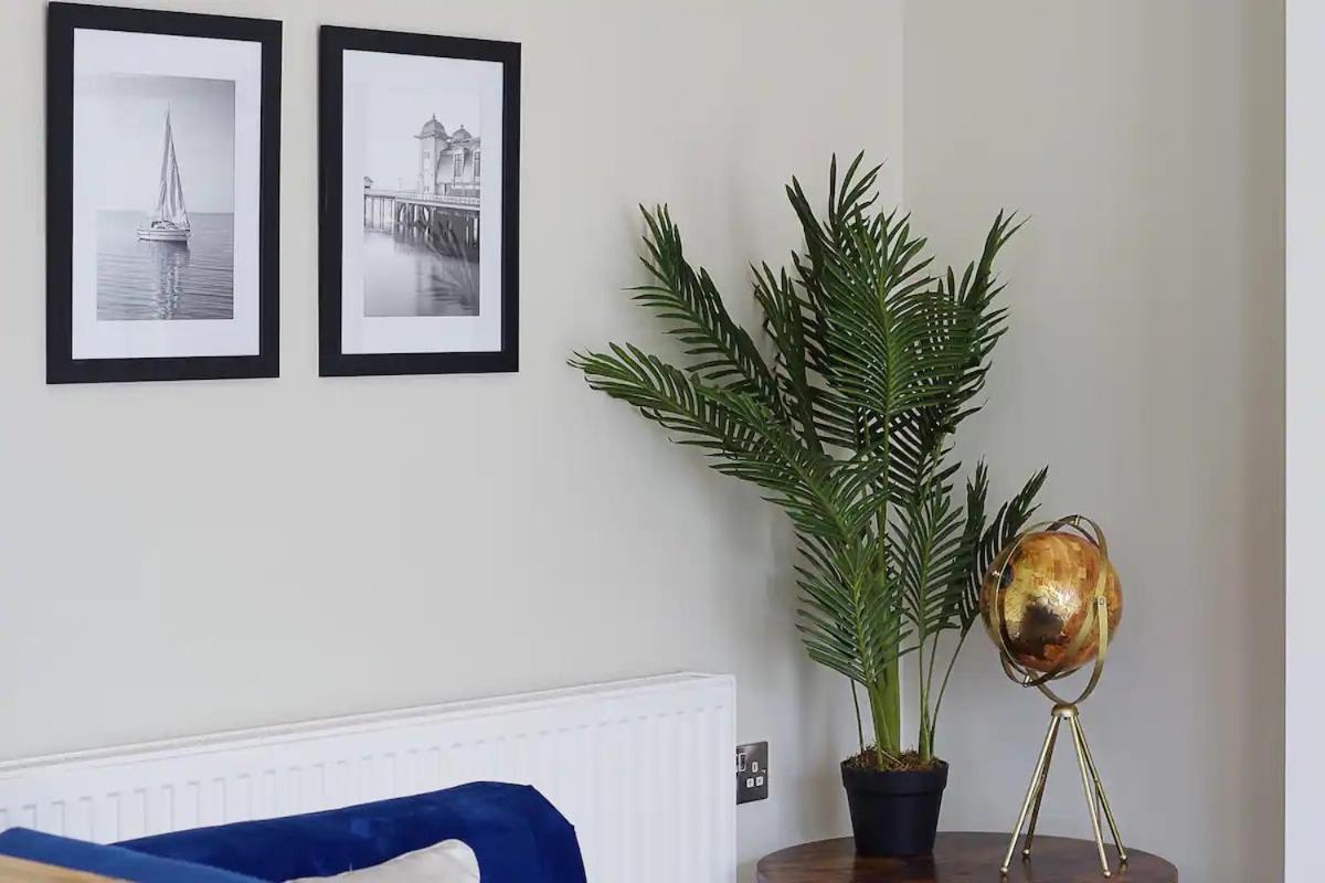 Windham Mews - Stunning Flat In Seaside Town Apartment บอร์นมัธ ภายนอก รูปภาพ